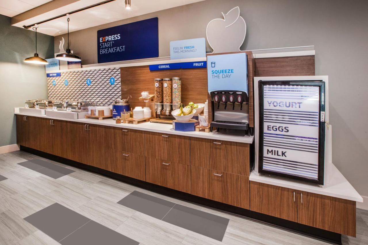 Holiday Inn Express Hotel & Suites Manteca By Ihg Kültér fotó