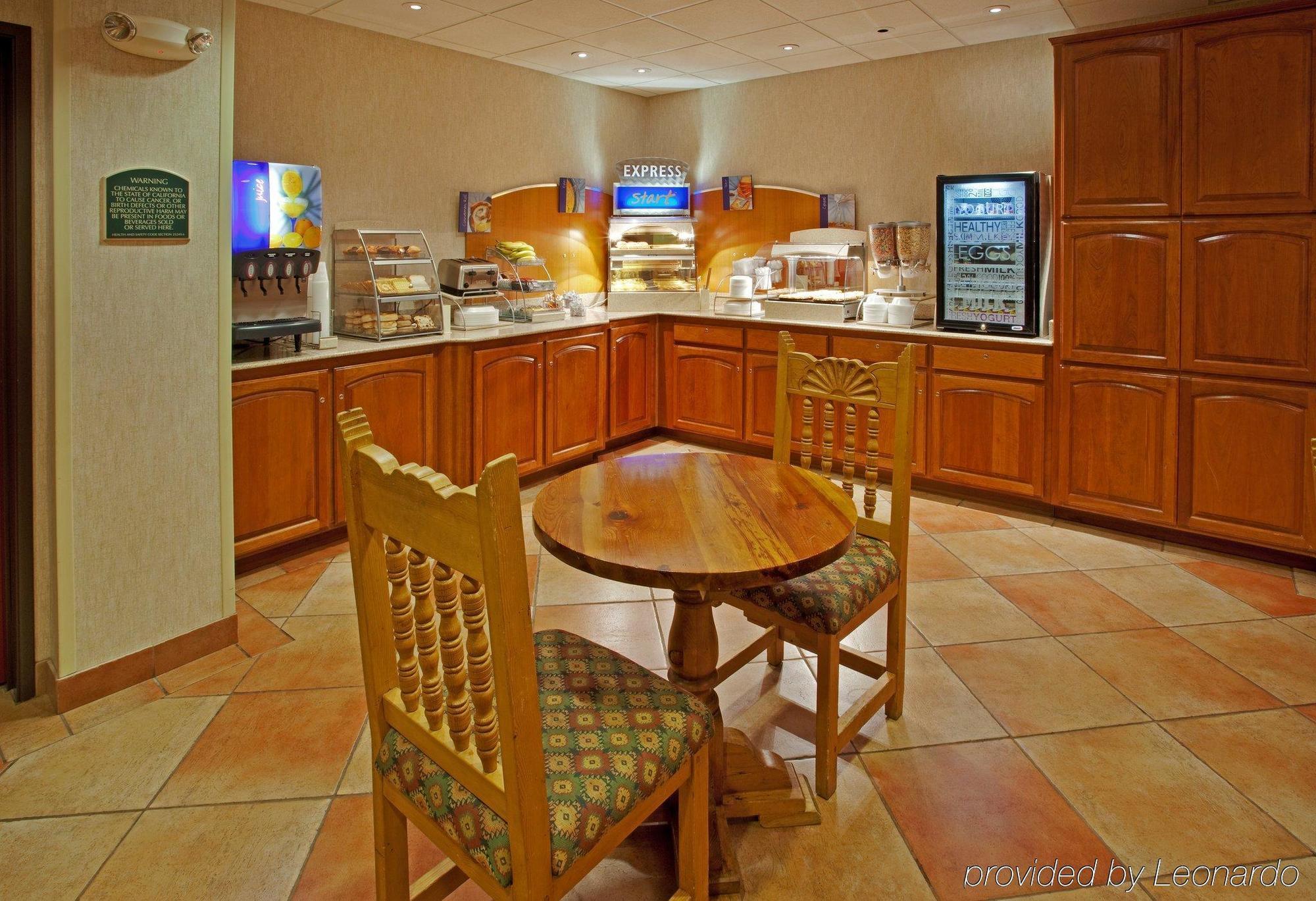 Holiday Inn Express Hotel & Suites Manteca By Ihg Kültér fotó