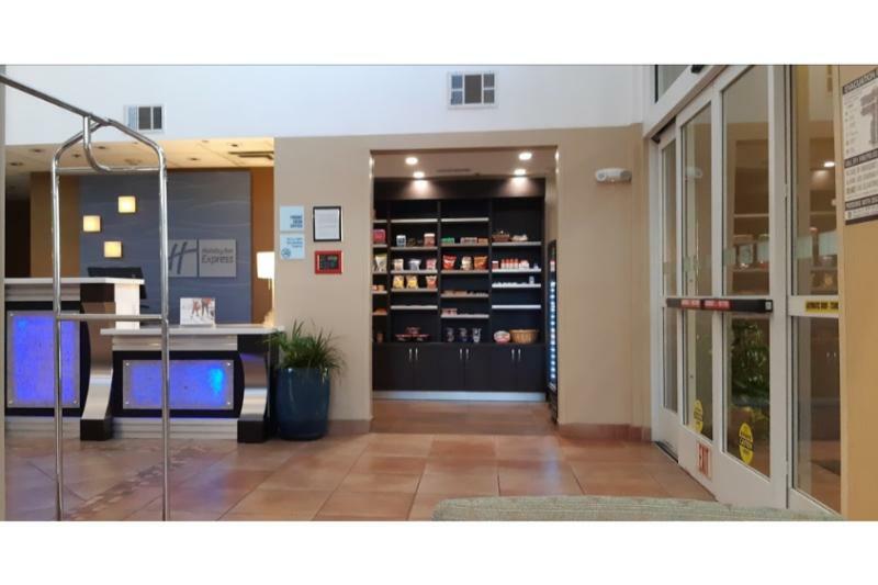 Holiday Inn Express Hotel & Suites Manteca By Ihg Kültér fotó