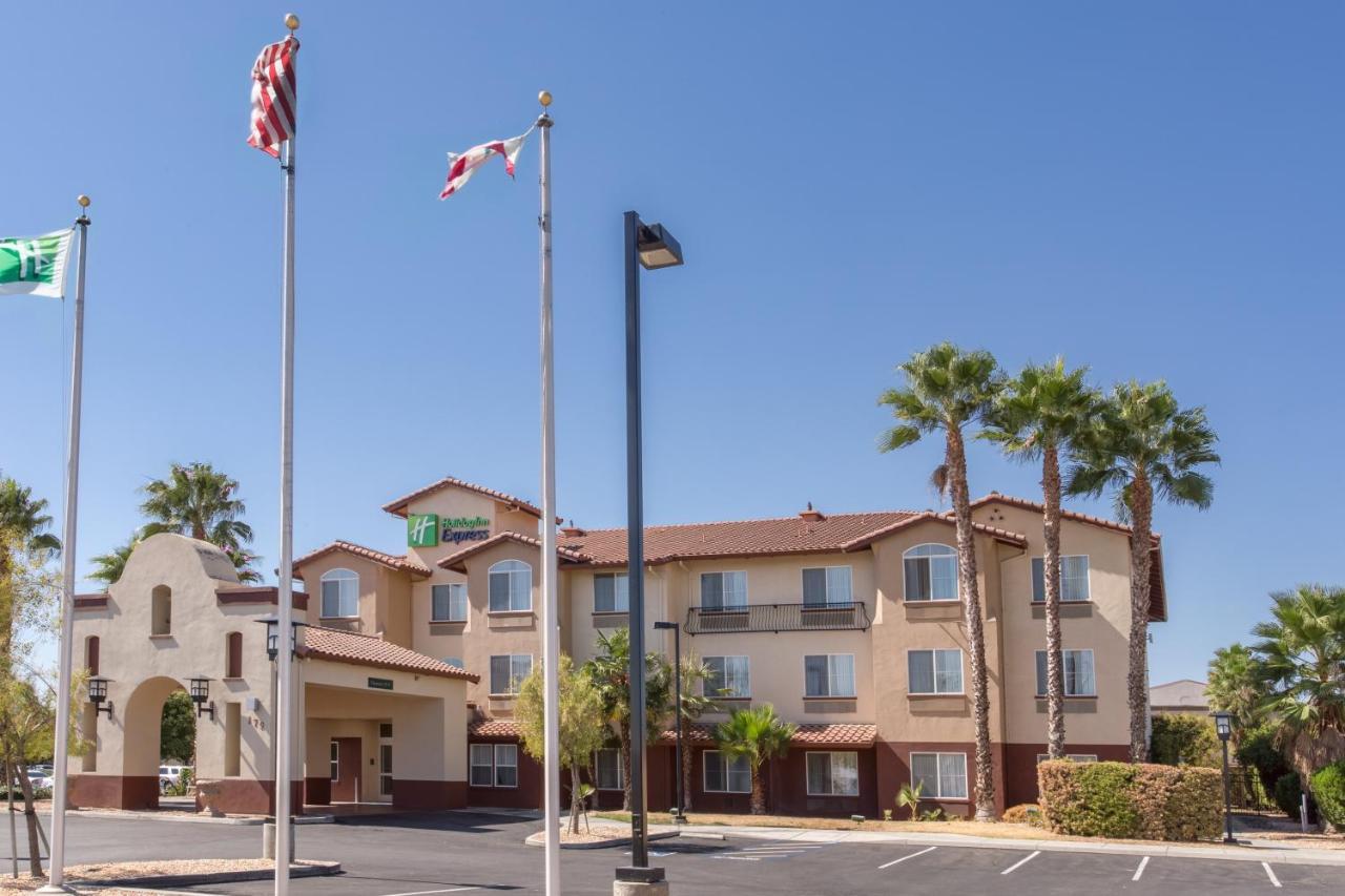 Holiday Inn Express Hotel & Suites Manteca By Ihg Kültér fotó