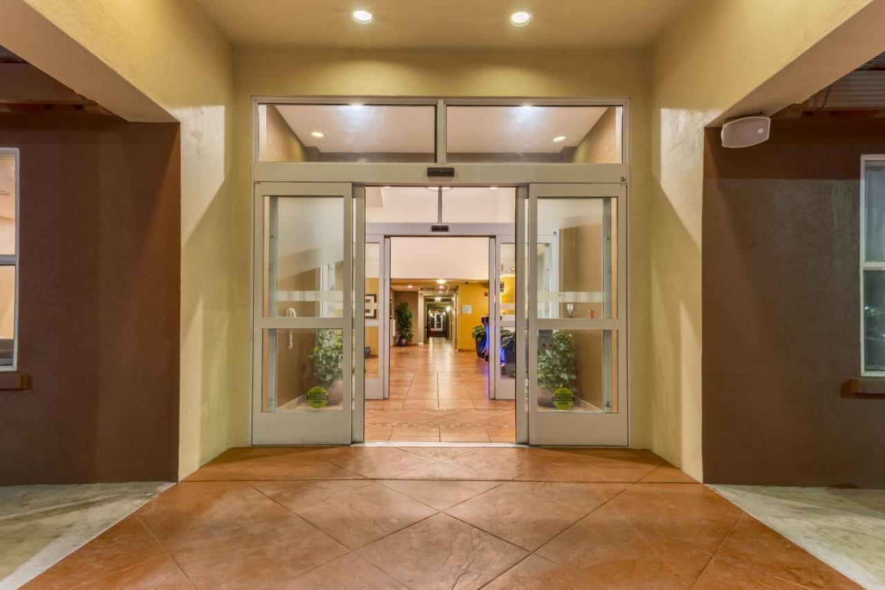 Holiday Inn Express Hotel & Suites Manteca By Ihg Kültér fotó
